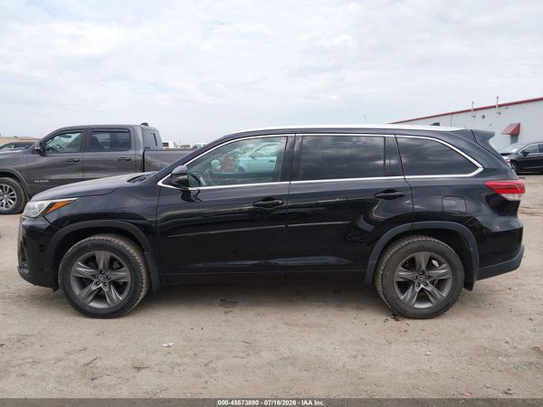 2018 TOYOTA HIGHLANDER LIMITED PLATINUM