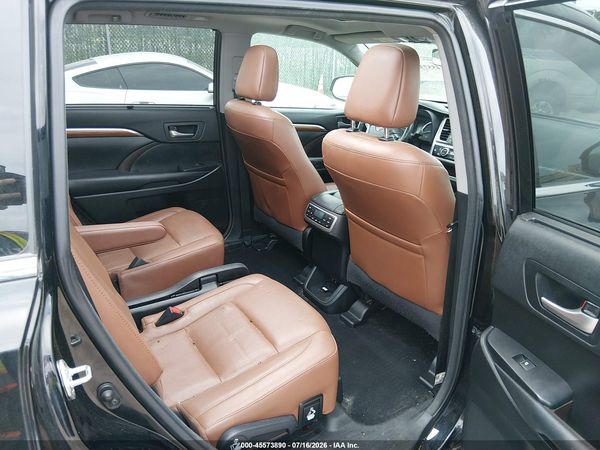 2018 TOYOTA HIGHLANDER LIMITED PLATINUM