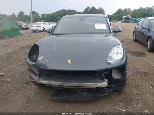 2018 PORSCHE MACAN S