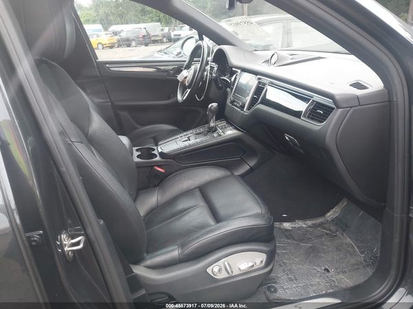 2018 PORSCHE MACAN S