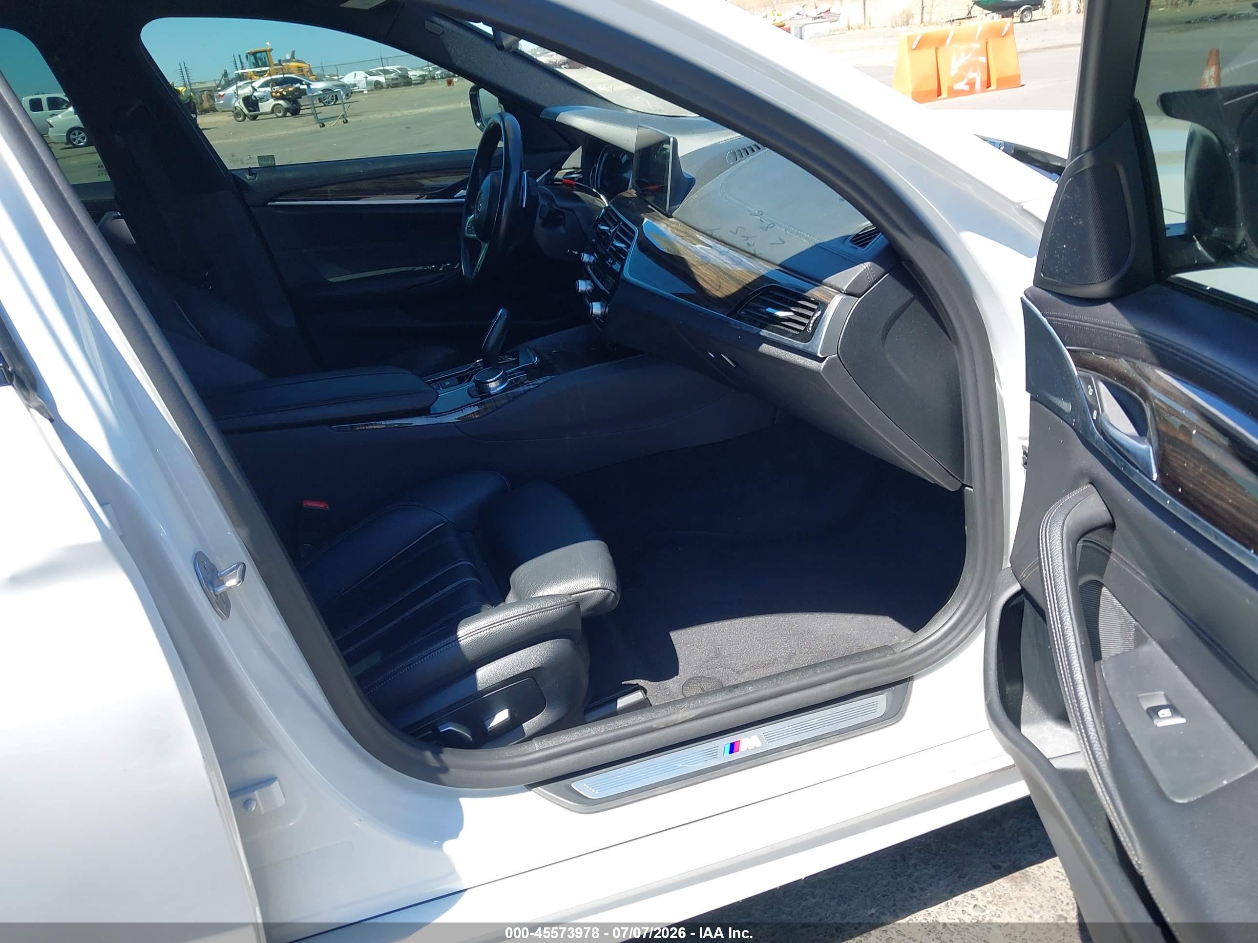 2018 BMW 540I