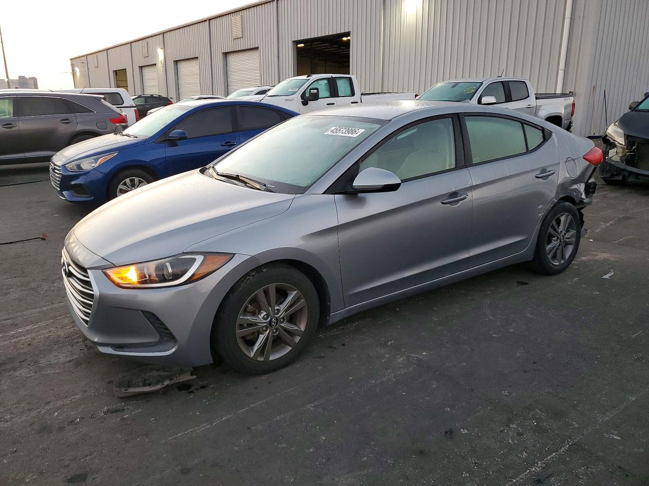 2017 HYUNDAI ELANTRA