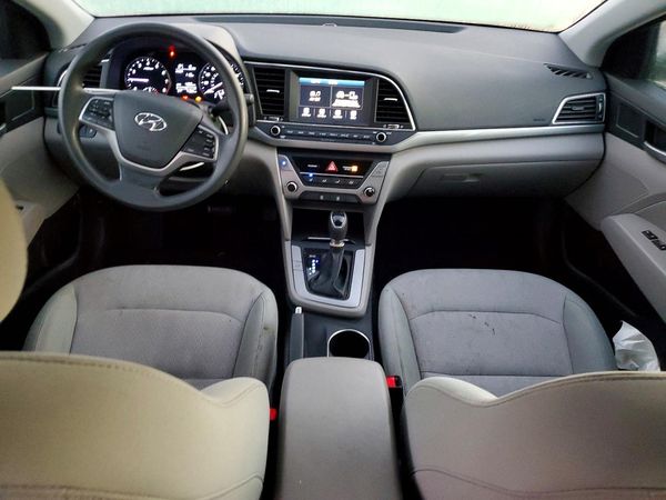 2017 HYUNDAI ELANTRA