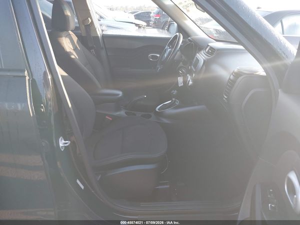 2017 KIA SOUL Base