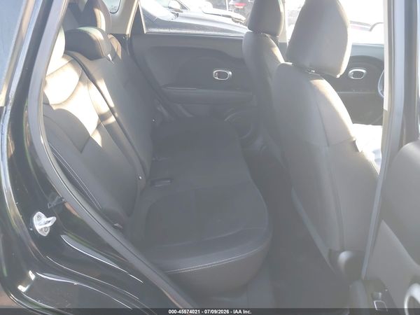 2017 KIA SOUL Base