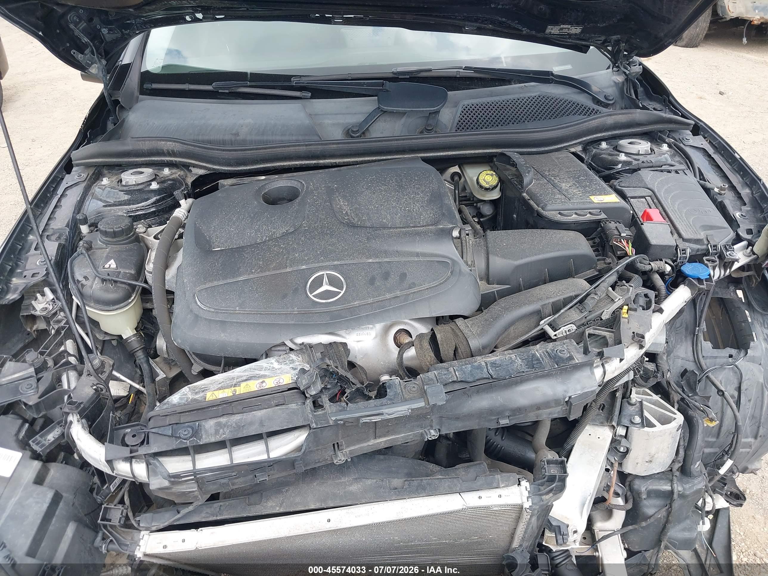 2015 MERCEDES-BENZ GLA 250 4MATIC