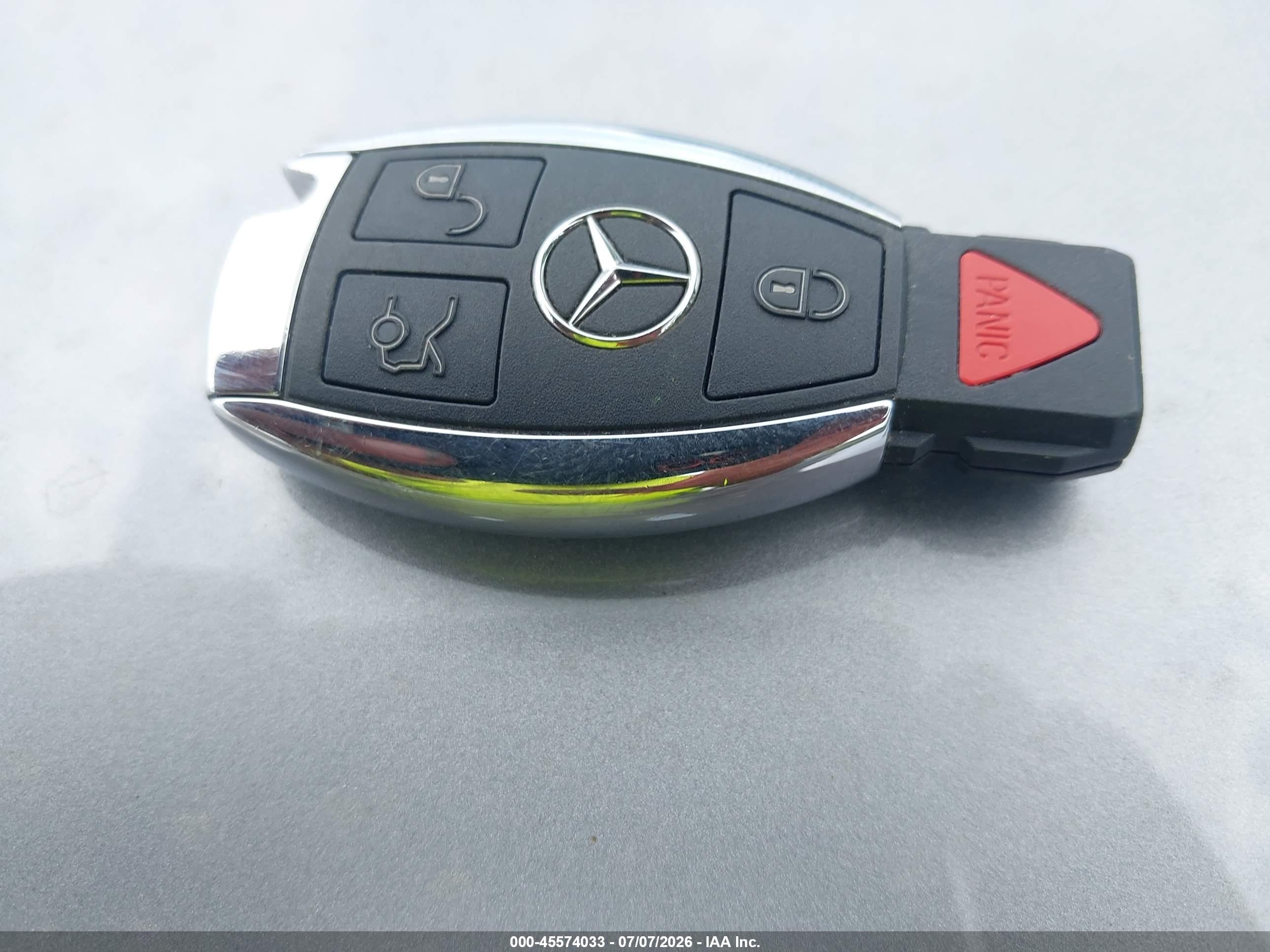2015 MERCEDES-BENZ GLA 250 4MATIC