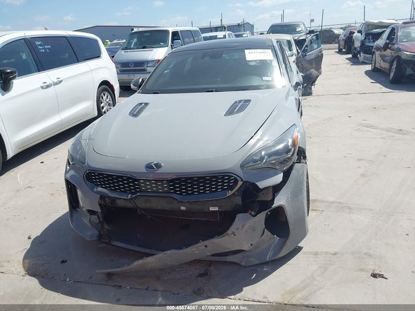 2020 KIA STINGER GT1