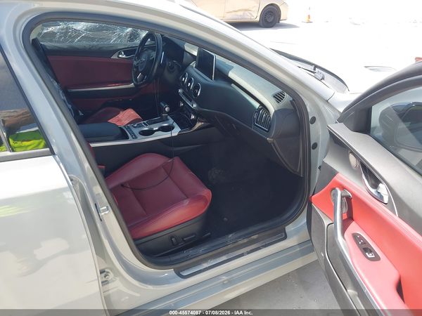 2020 KIA STINGER GT1