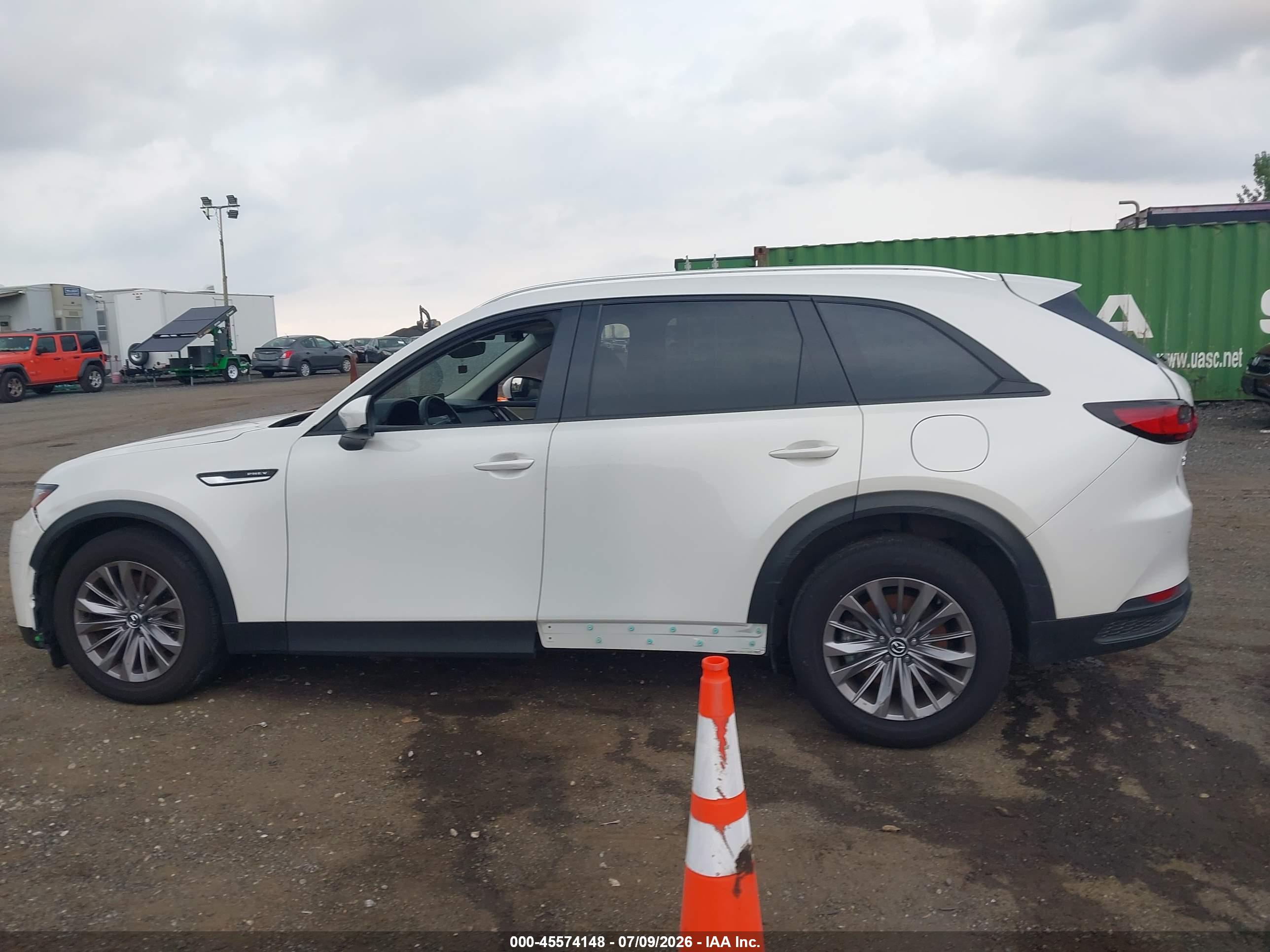2025 MAZDA CX-90 PHEV PREFERRED PACKAGE