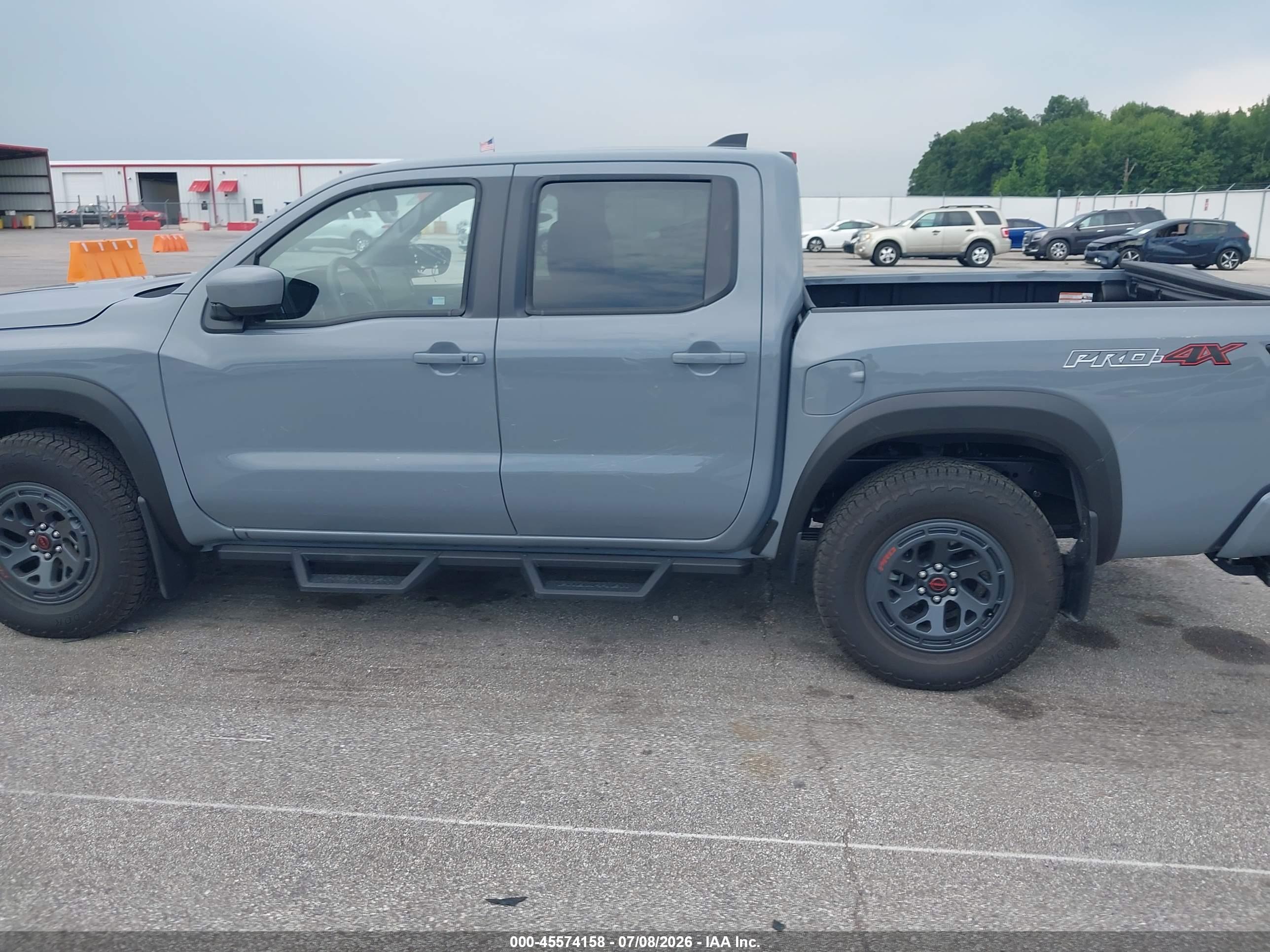 2026 NISSAN FRONTIER PRO-4X 4X4