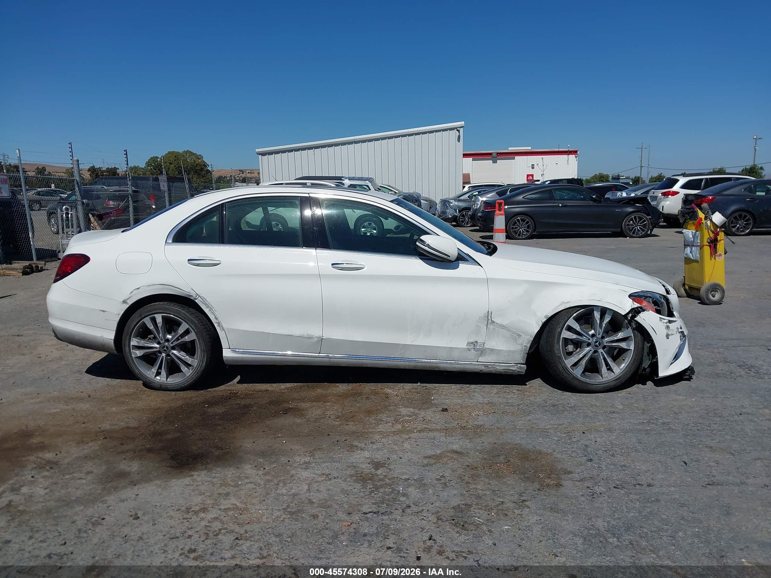 2020 MERCEDES-BENZ C 300 C300