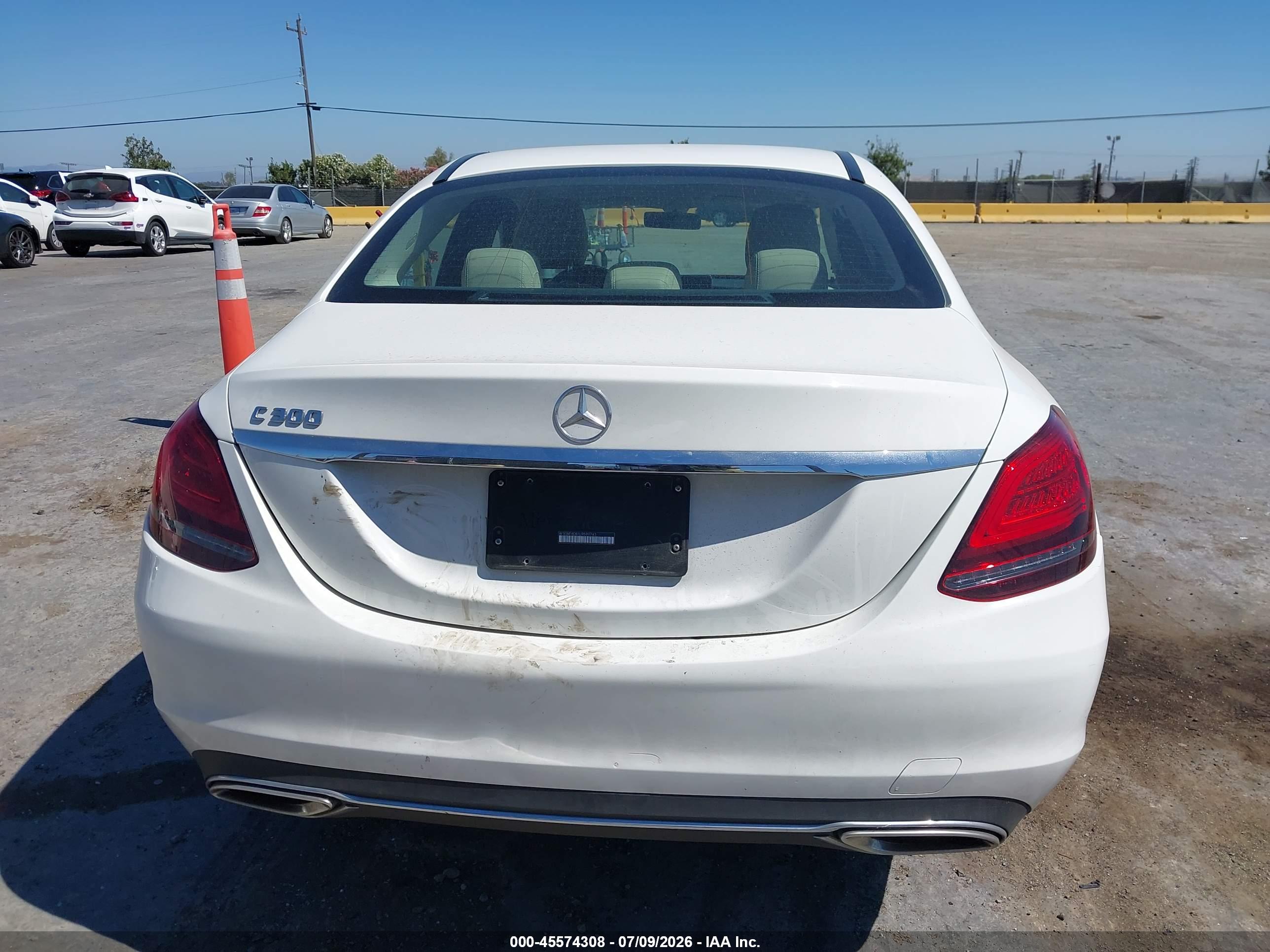 2020 MERCEDES-BENZ C 300 C300