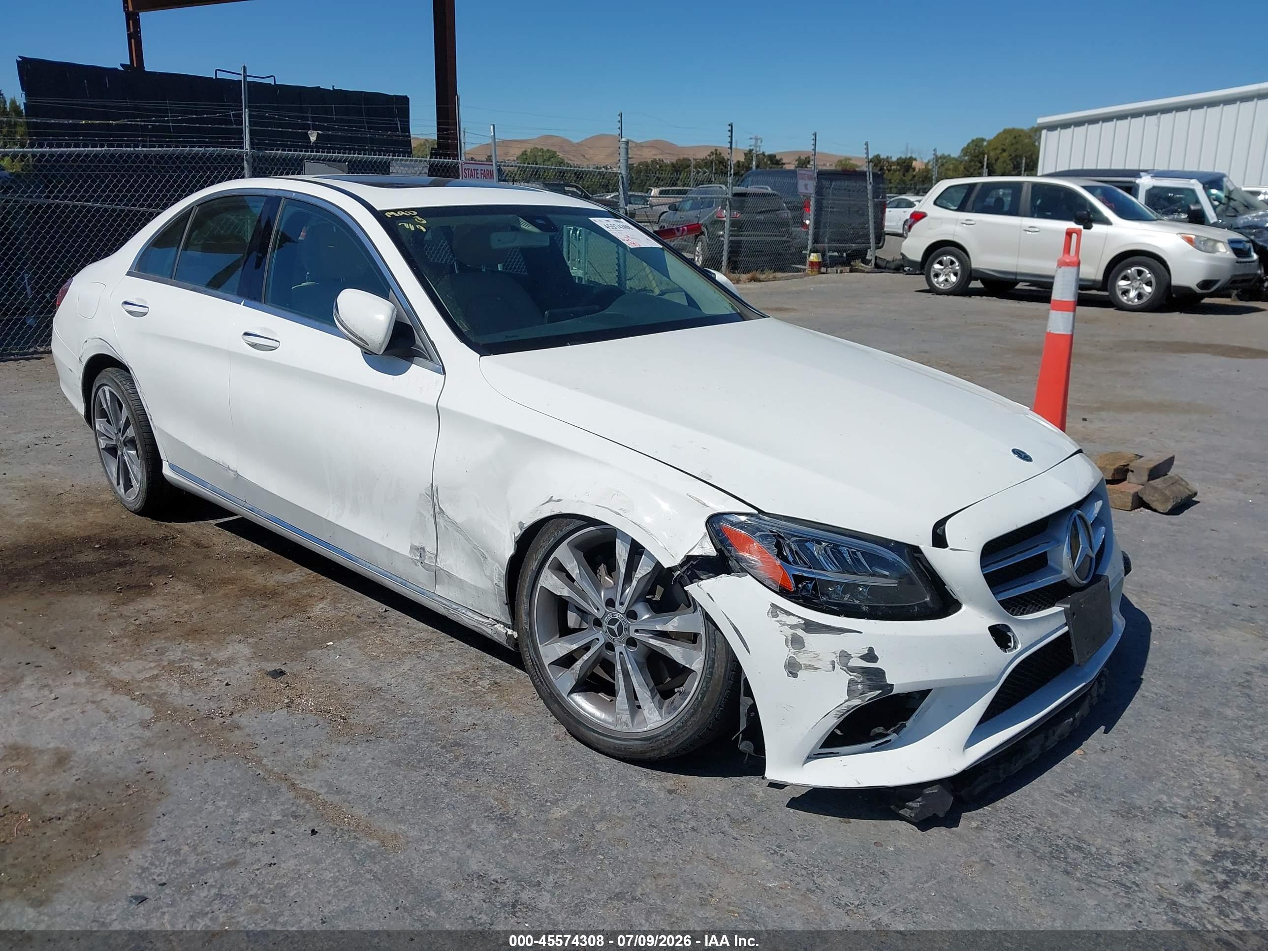 2020 MERCEDES-BENZ C 300 C300