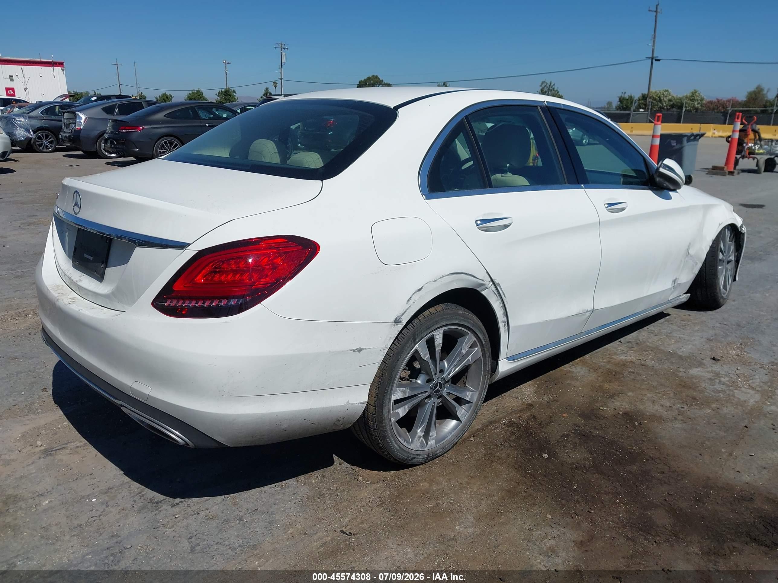 2020 MERCEDES-BENZ C 300 C300