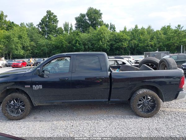 2019 RAM 1500 CLASSIC SLT  4X4 6'4 BOX