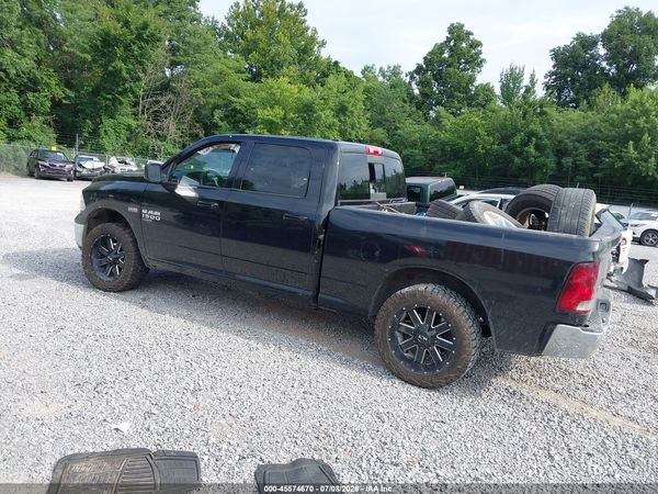2019 RAM 1500 CLASSIC SLT  4X4 6'4 BOX