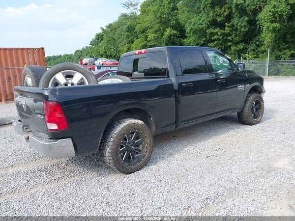 2019 RAM 1500 CLASSIC SLT  4X4 6'4 BOX