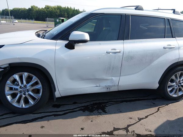 2023 TOYOTA HIGHLANDER LIMITED