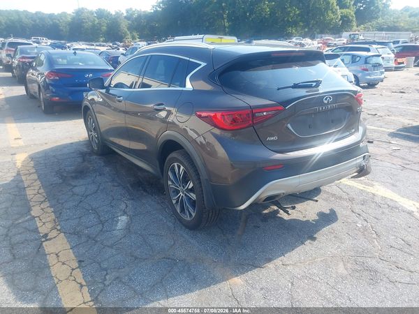 2018 INFINITI QX30 PREMIUM