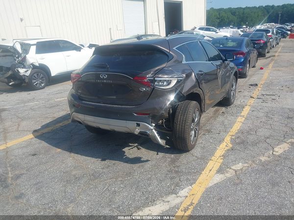 2018 INFINITI QX30 PREMIUM