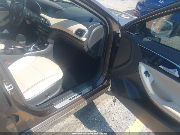 2018 INFINITI QX30 PREMIUM