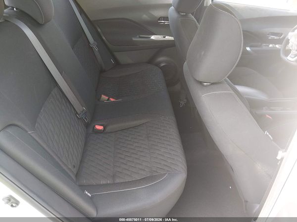 2022 NISSAN KICKS SV XTRONIC CVT
