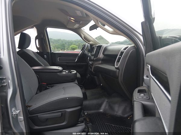 2019 RAM 2500 BIG HORN  4X4 6'4 BOX