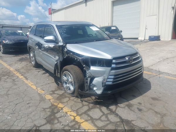2018 TOYOTA HIGHLANDER LIMITED