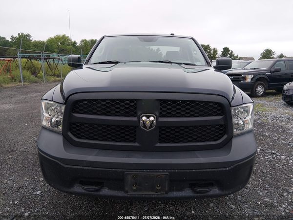 2017 RAM 1500 TRADESMAN  4X4 8' BOX