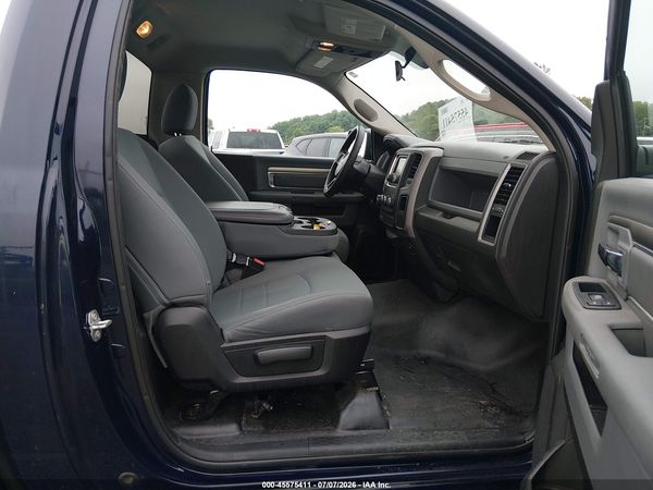 2017 RAM 1500 TRADESMAN  4X4 8' BOX