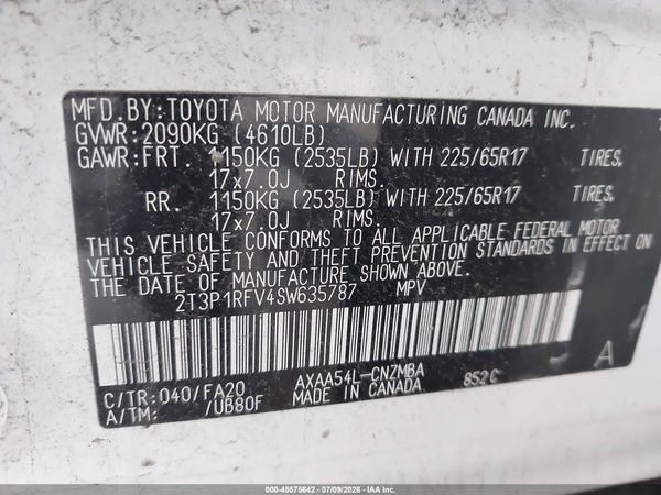 2025 TOYOTA RAV4 XLE
