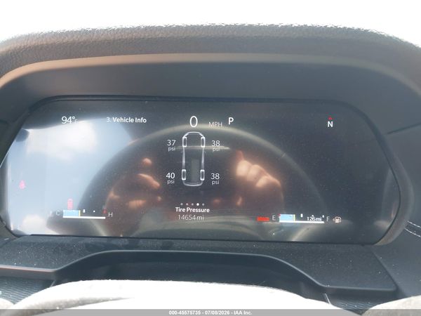2025 JEEP GRAND CHEROKEE L LAREDO X 4X4