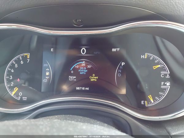 2019 JEEP GRAND CHEROKEE LAREDO E 4X2