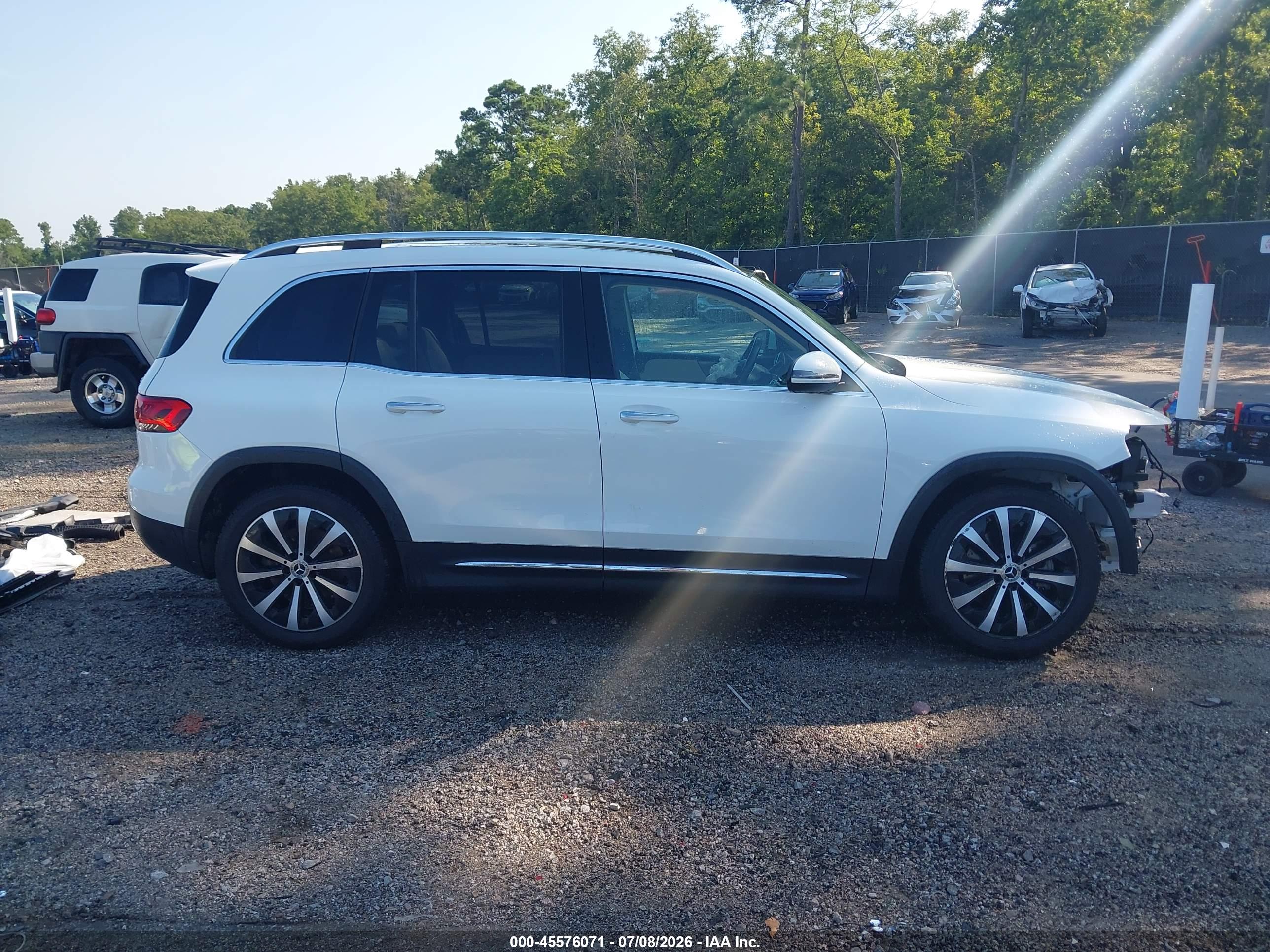 2023 MERCEDES-BENZ GLB 250 4MATIC