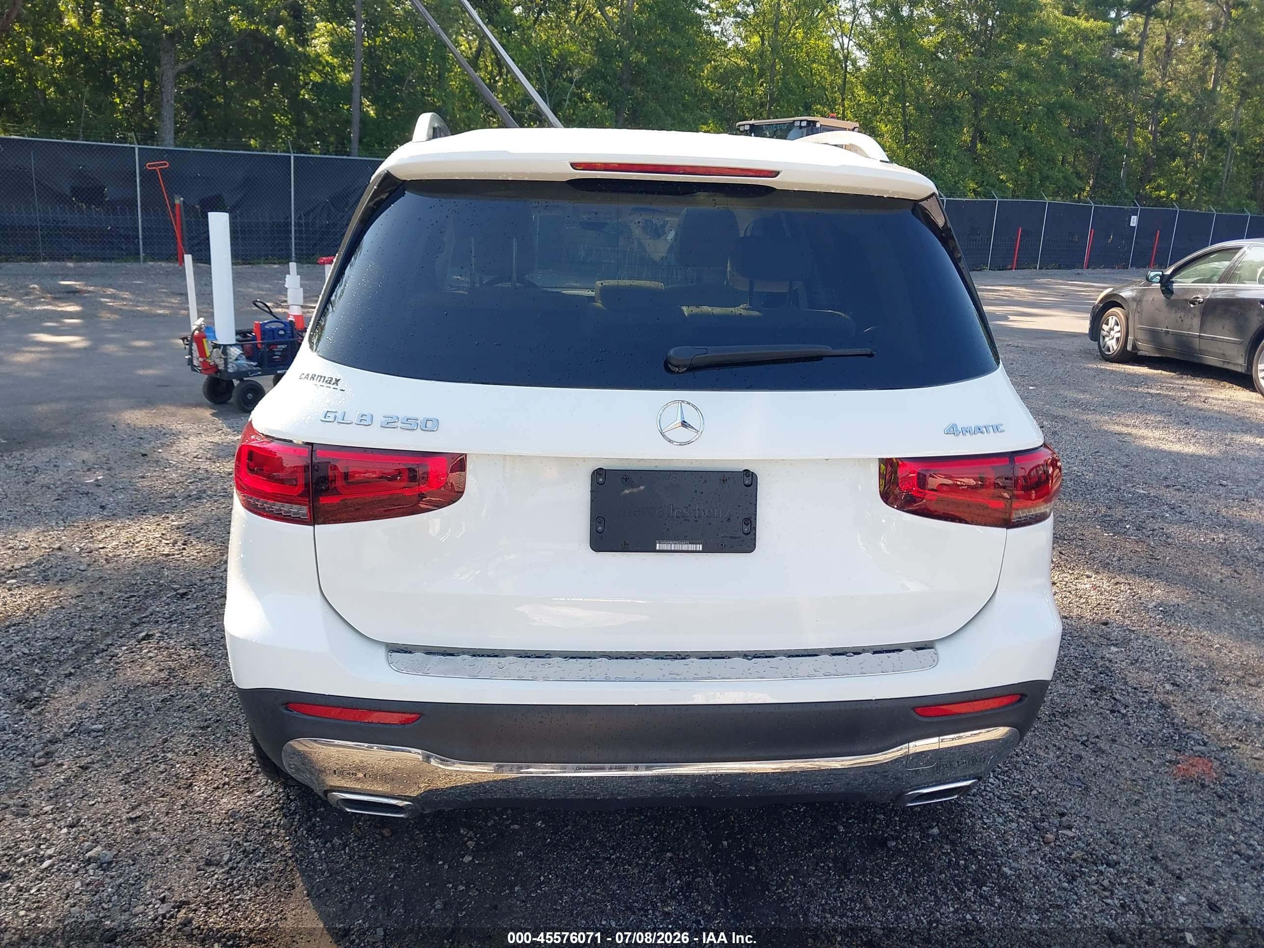 2023 MERCEDES-BENZ GLB 250 4MATIC
