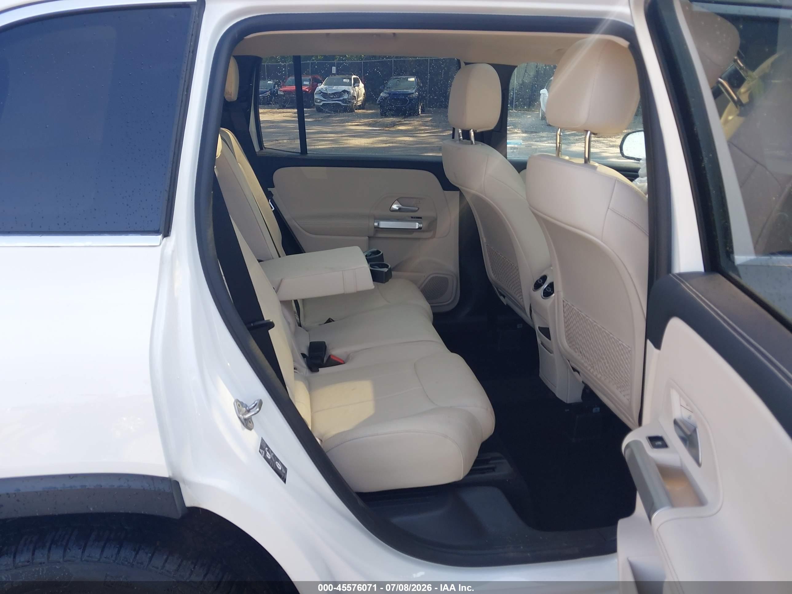 2023 MERCEDES-BENZ GLB 250 4MATIC
