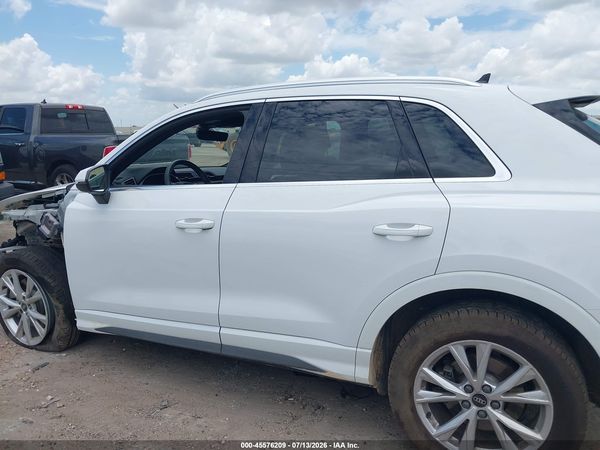 2025 AUDI Q3
