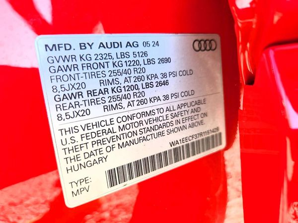 2024 AUDI Q3