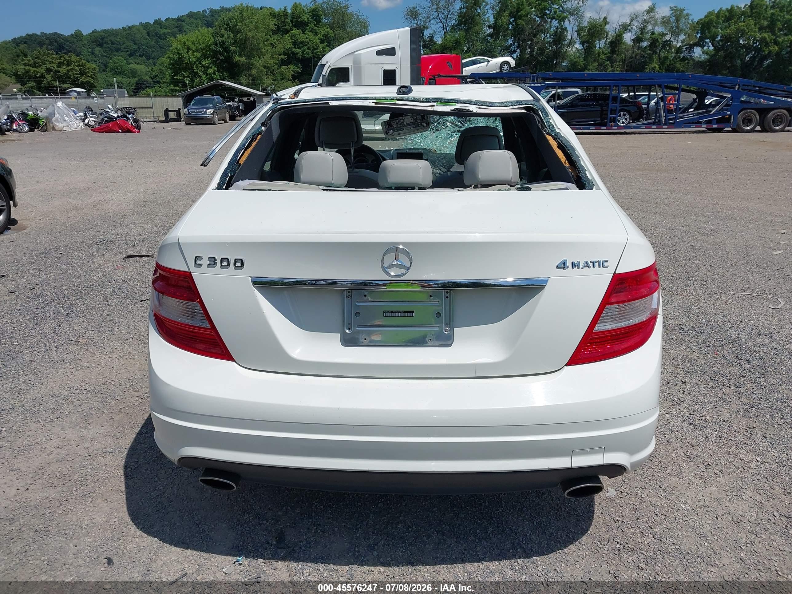 2009 MERCEDES-BENZ C 300 C300 4-MATIC