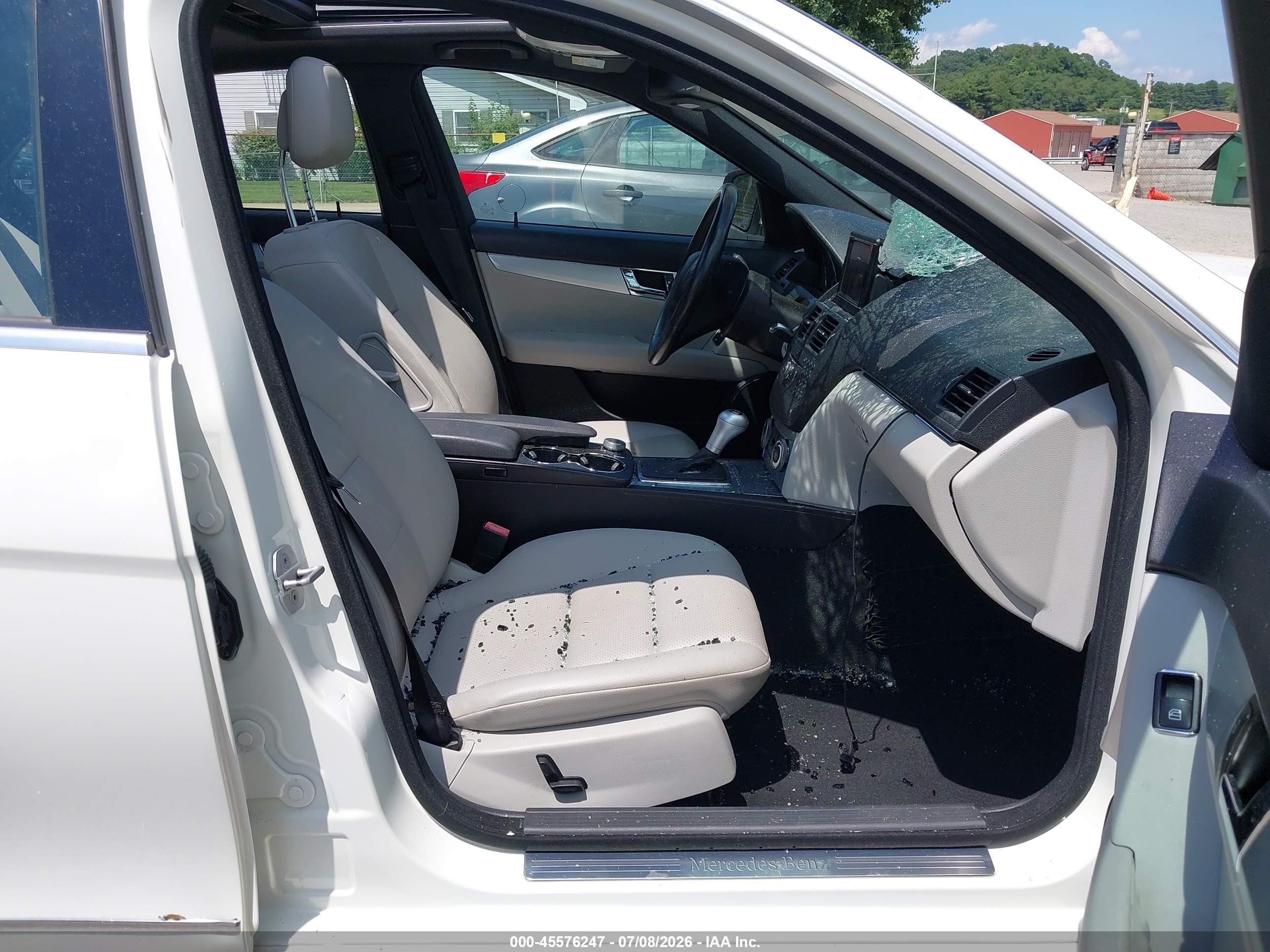 2009 MERCEDES-BENZ C 300 C300 4-MATIC