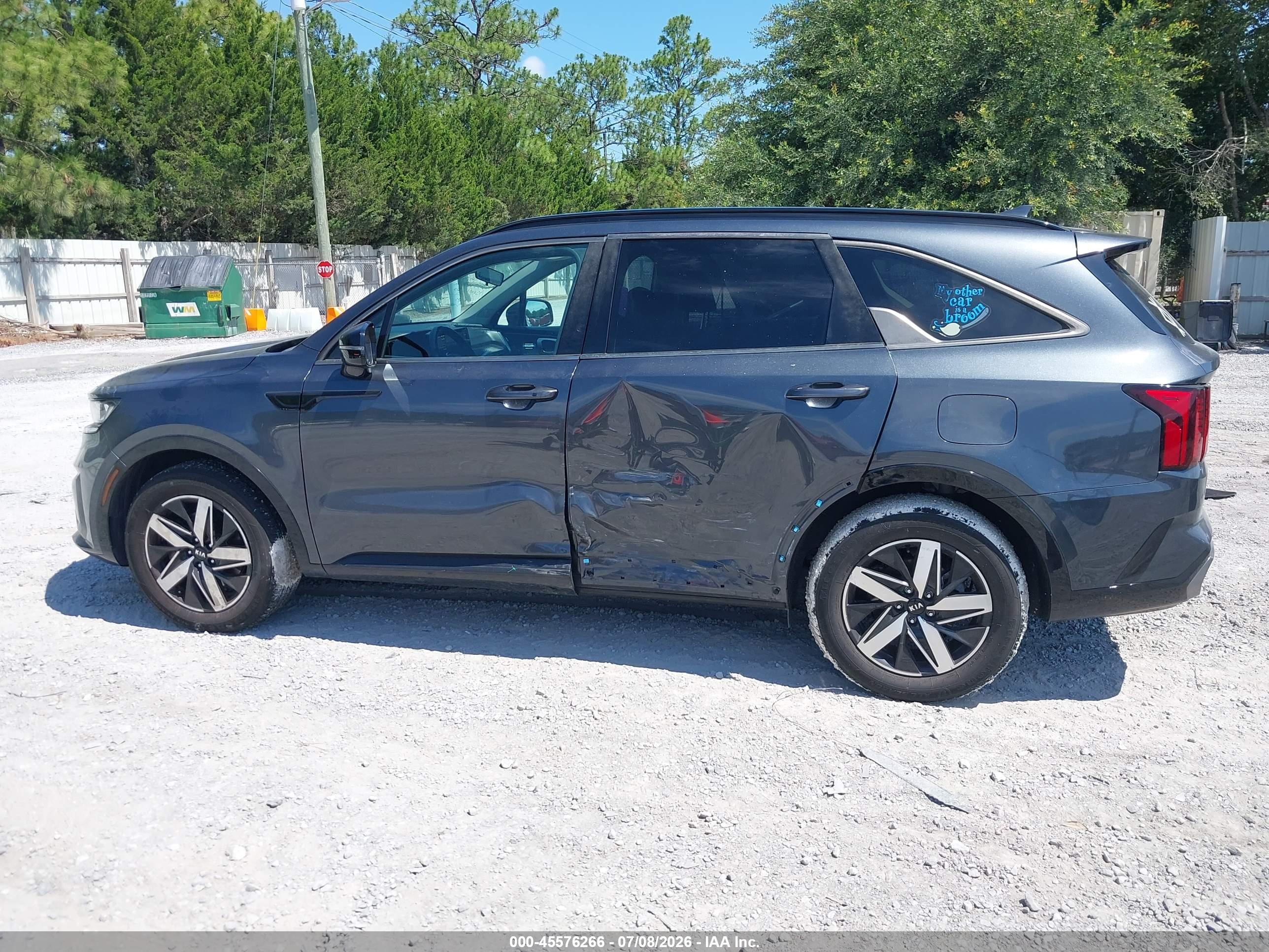 2021 KIA SORENTO S