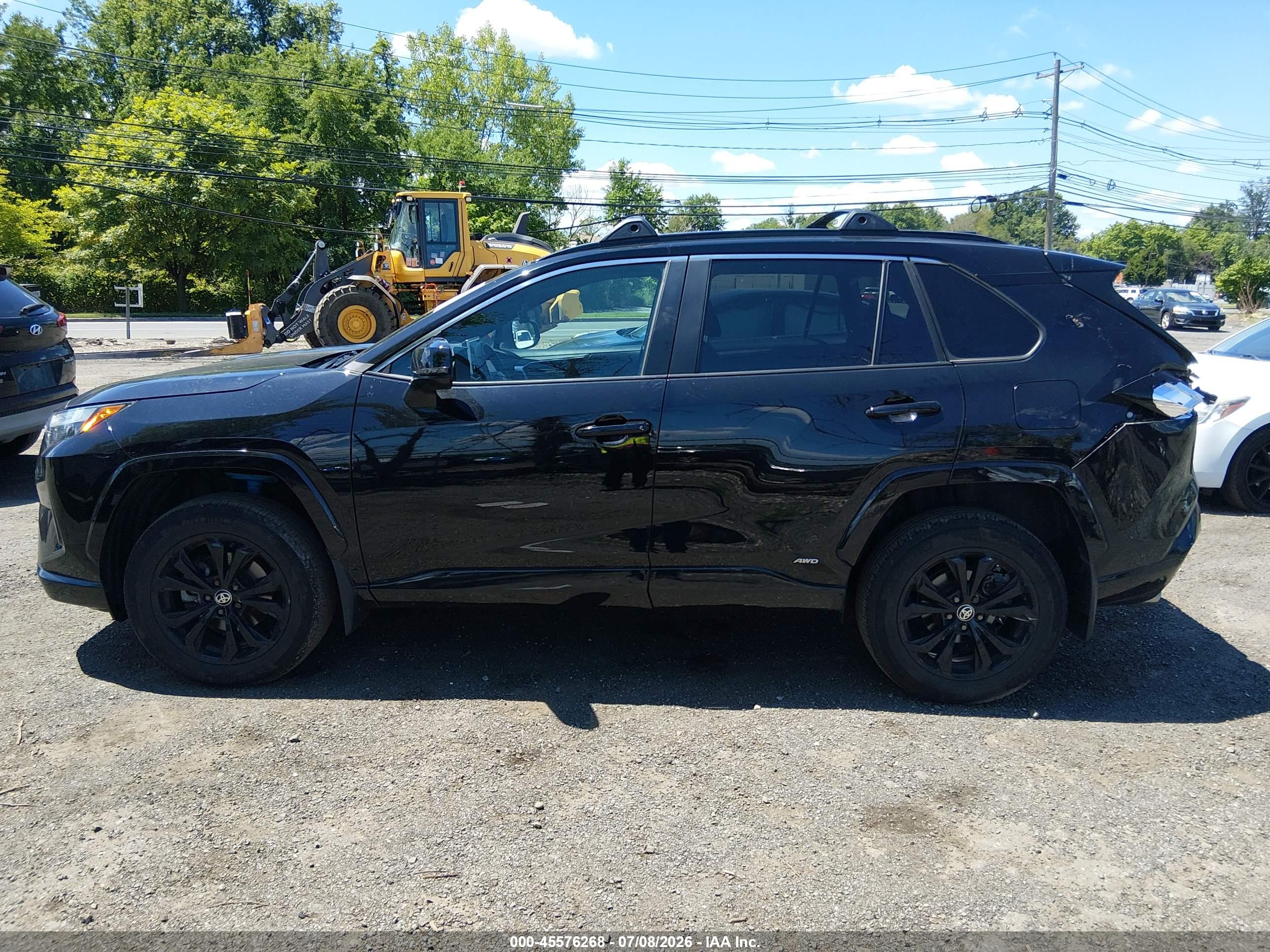 2024 TOYOTA RAV4 HYBRID SE