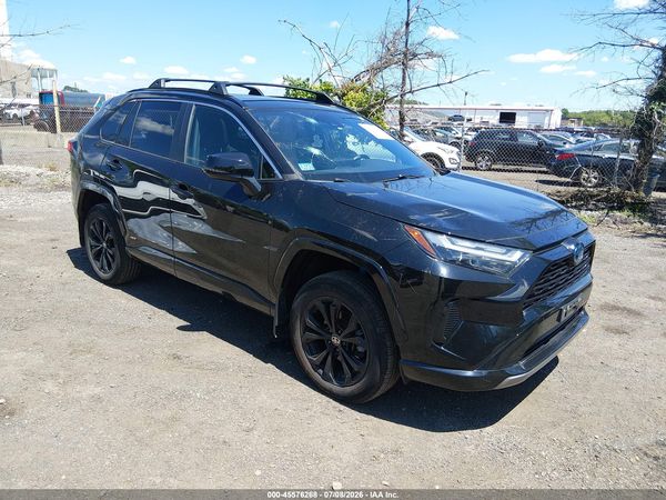 2024 TOYOTA RAV4 HYBRID SE