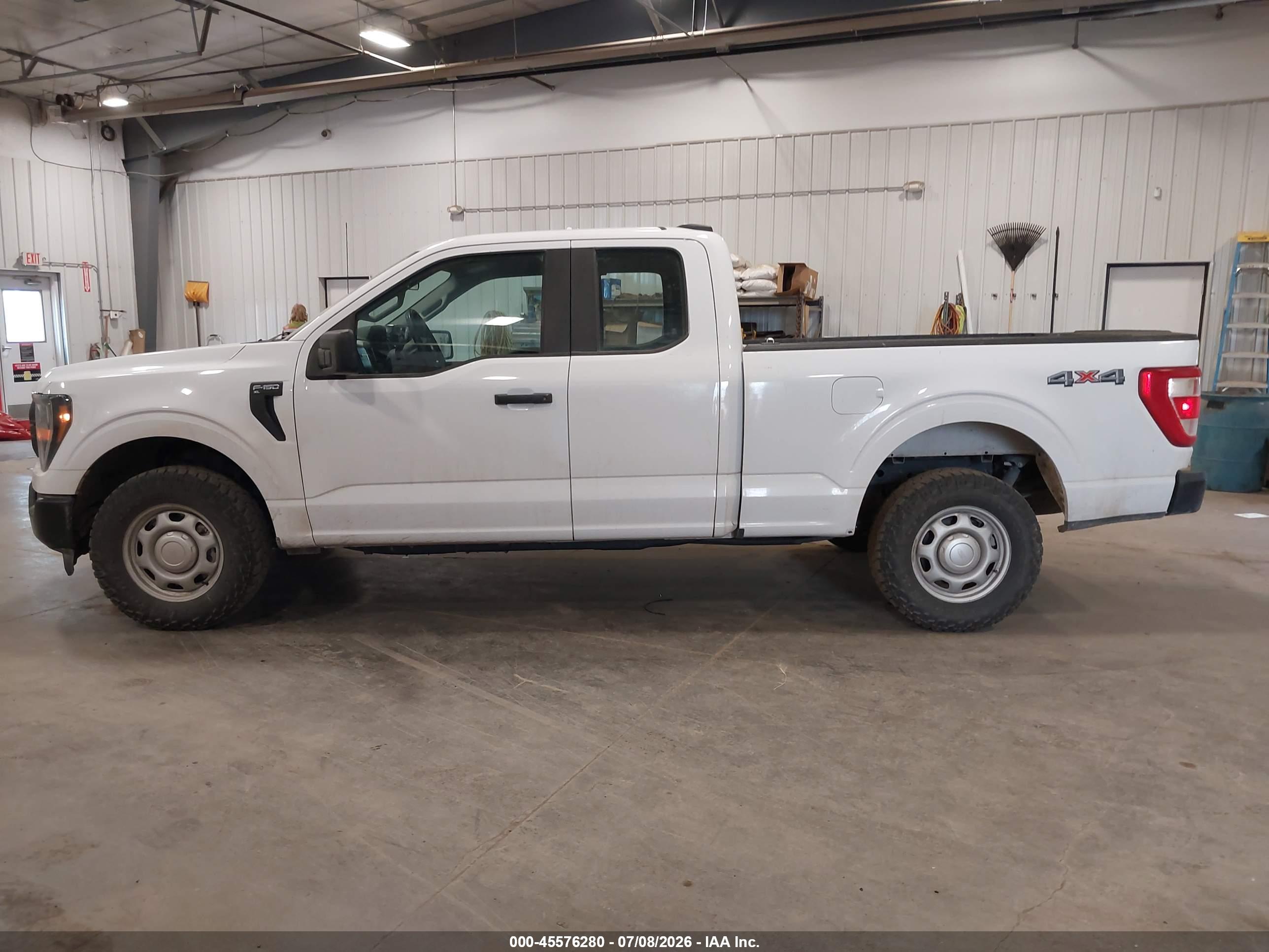2023 FORD F-150 XL