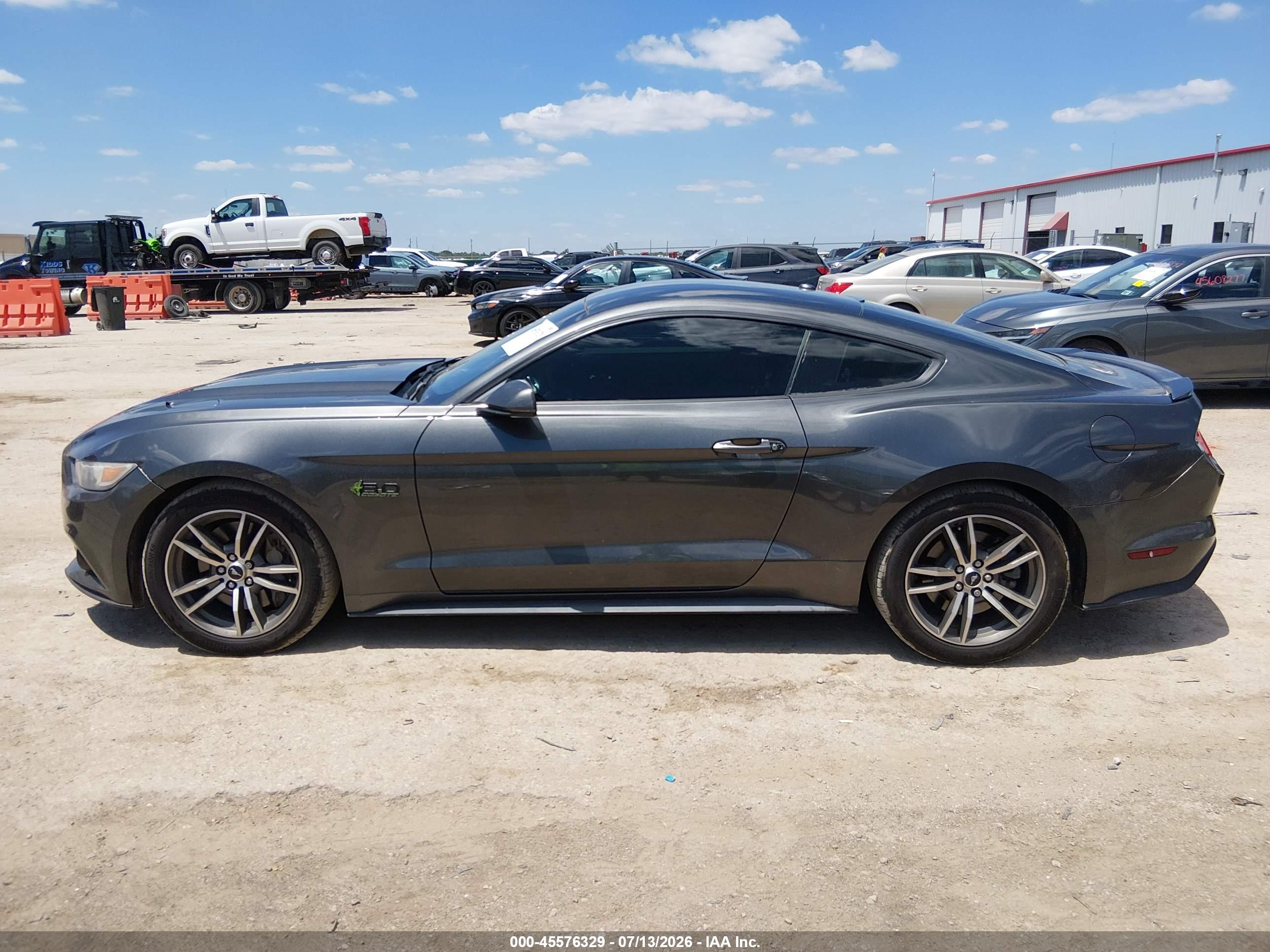 2017 FORD MUSTANG GT/GT PREMIUM