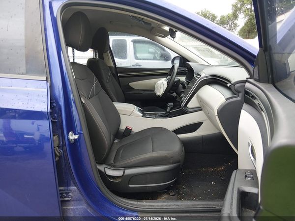 2022 HYUNDAI TUCSON SE