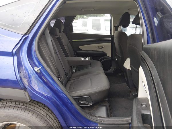 2022 HYUNDAI TUCSON SE