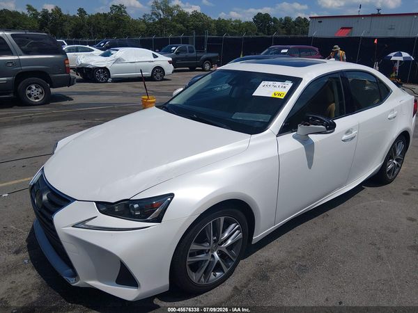 2018 LEXUS IS 300