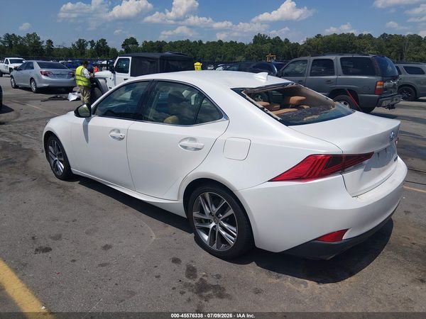 2018 LEXUS IS 300